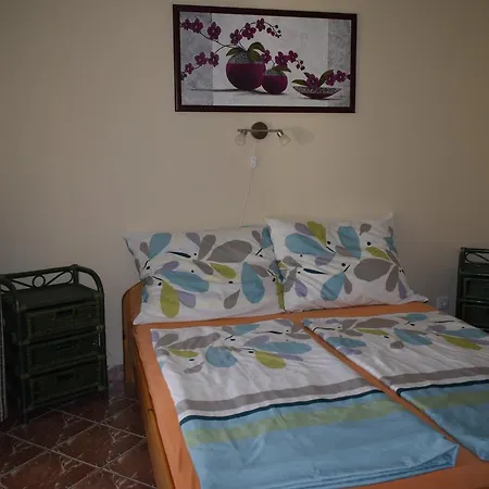  Afrodite Apartmanhaz
